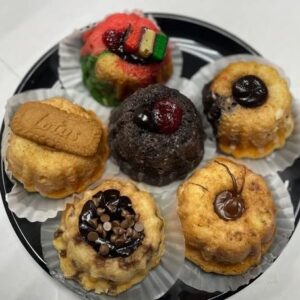 Mini Dream Cake Platter
