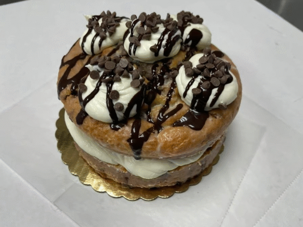 Cannoli Frankie Dream Cake